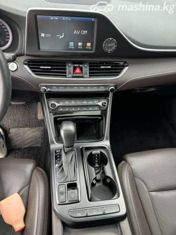 Hyundai Grandeur VI 3.0 AT