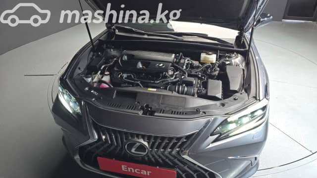 Lexus ES VII Рестайлинг 300h 2.5hyb CVT
