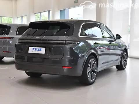 LiXiang L7 Рестайлинг 1.5hyb AT 4WD