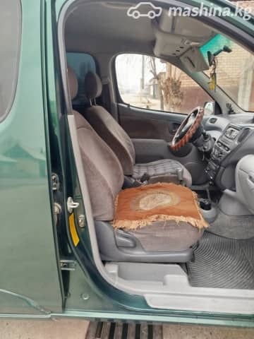 Toyota Yaris Verso 1.5 MT