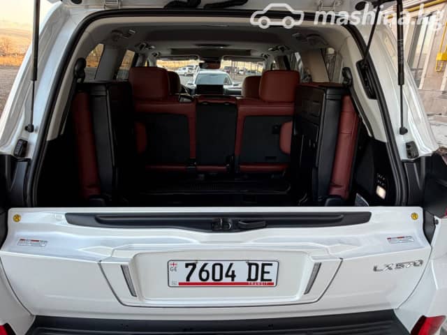 Lexus LX III Рестайлинг 2 570 5.7 AT 4WD