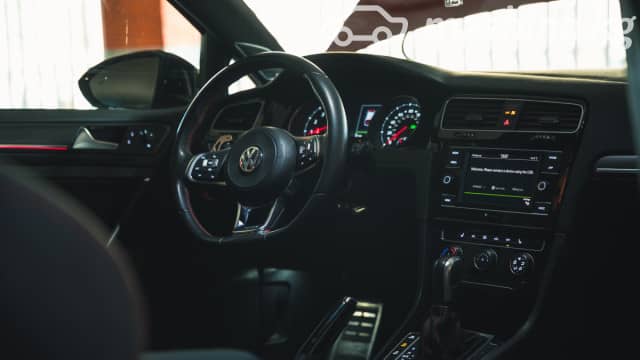 Volkswagen Golf GTI VII Рестайлинг 2.0 AMT