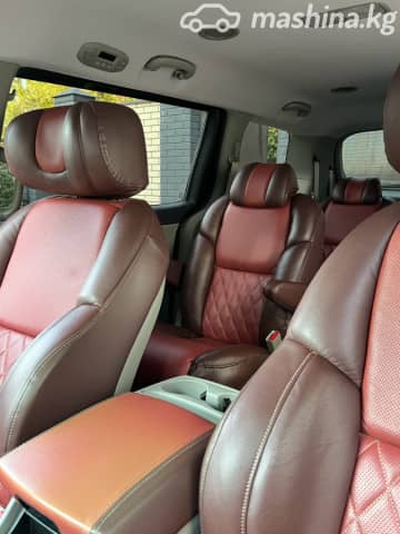Kia Carnival III 2.2d AT