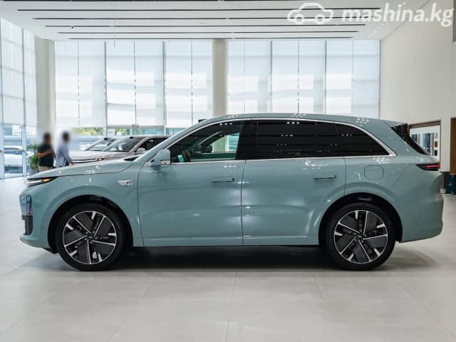 LiXiang L6 1.5hyb AT 4WD