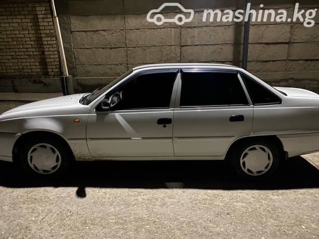 Daewoo Nexia I Рестайлинг 1.5 MT