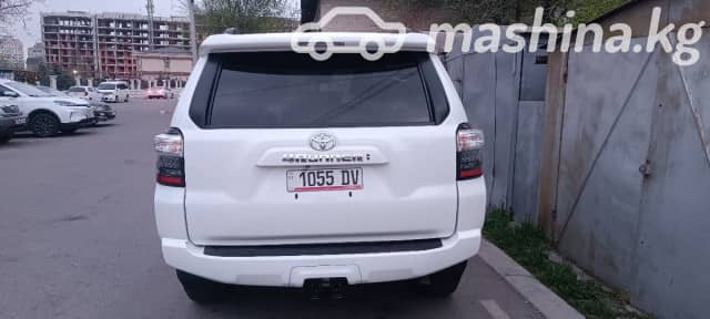 Toyota 4Runner V Рестайлинг 4.0 AT 4WD