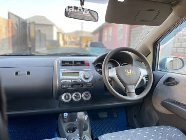 Honda Fit I 1.3 CVT