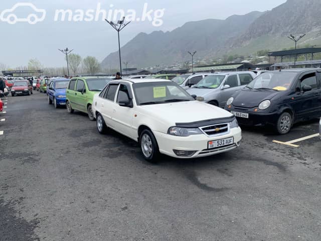 Daewoo Nexia I Рестайлинг 1.5 MT