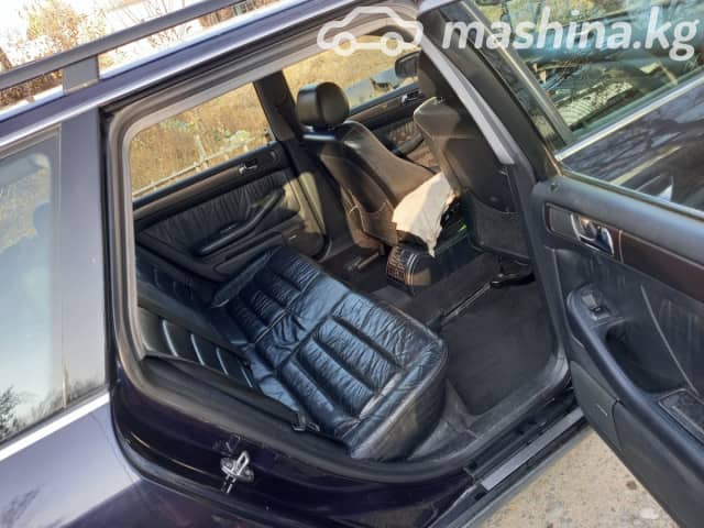 Audi A6 II (C5) 2.8 AT 4WD