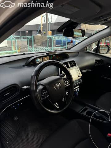 Toyota Prius IV Рестайлинг (XW50) 1.8hyb AT