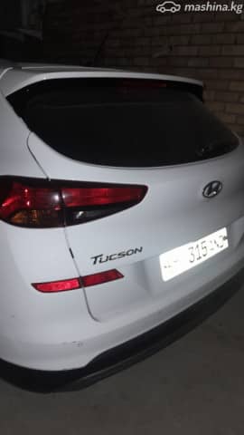 Hyundai Tucson III Рестайлинг 2.0d AT 4WD
