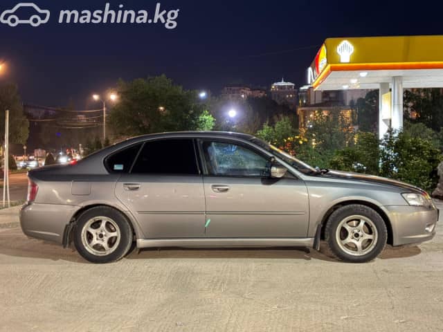 Subaru Legacy IV 2.5 AT 4WD