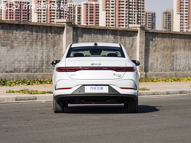 BYD Qin III DM-i 1.5hyb CVT