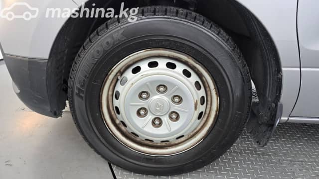 Hyundai Starex (H-1) II Рестайлинг 2 2.5d AT