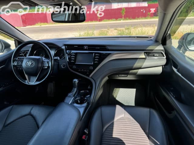 Toyota Camry VIII (XV70) 2.5 AT