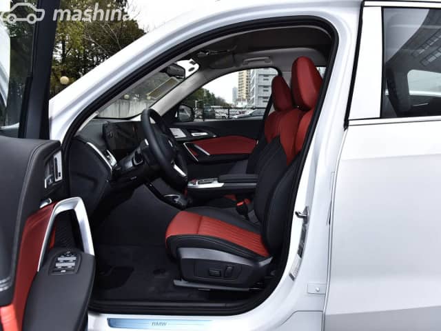 BMW X1 III (U11/U12) 20i sDrive 1.5 AMT