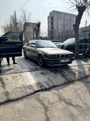 BMW 5 серии III (E34) 525i 2.5 MT