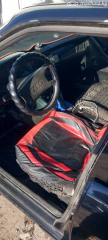 Audi 80 IV (B3) 1.8 MT