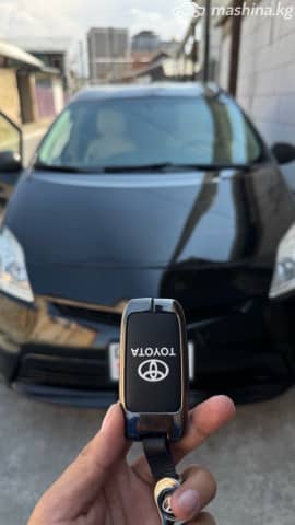 Toyota Prius III Рестайлинг (XW30) 1.8hyb AT