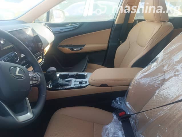 Lexus NX II 200 2.0 CVT