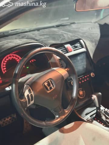 Honda Accord VII 2.0 AT