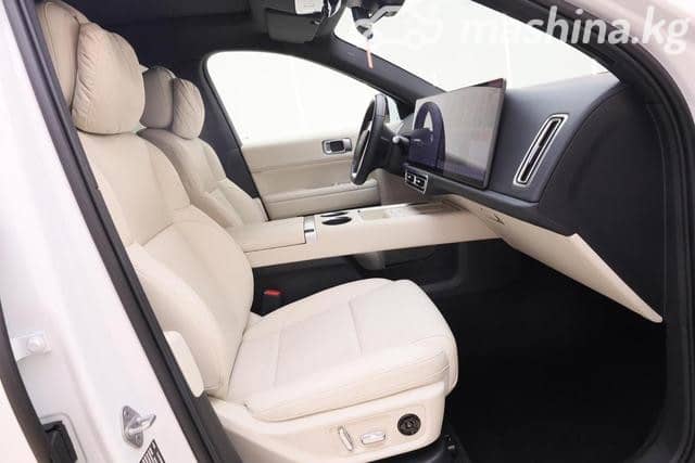 LiXiang L6 1.5hyb AT 4WD
