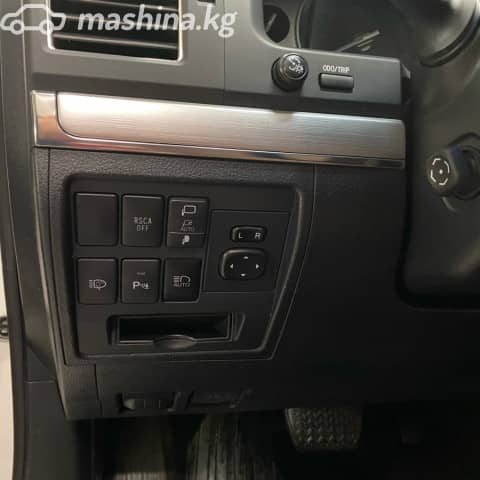 Toyota Land Cruiser 200 Series Рестайлинг 2 4.6 AT 4WD