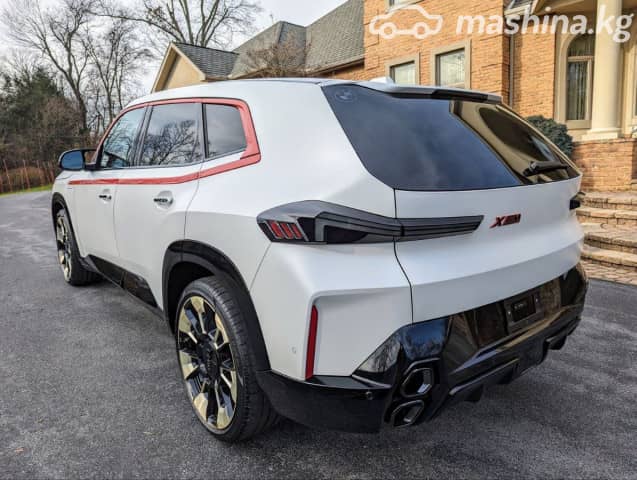 BMW XM 4.4hyb AT 4WD