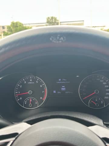 Kia K5 II 2.0 AT