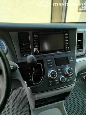 Toyota Sienna III Рестайлинг 2 3.5 AT