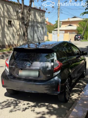 Toyota Prius c I Рестайлинг 1.5hyb AT