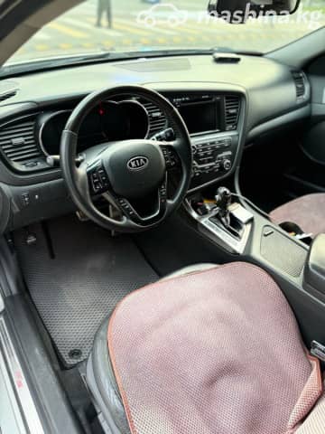 Kia K5 I 2.0 AT