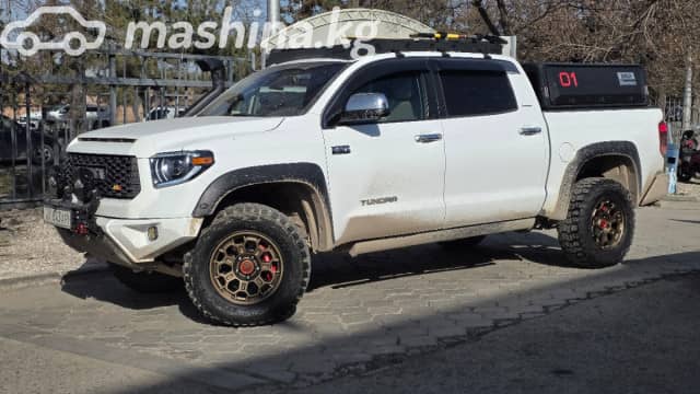 Toyota Tundra II Рестайлинг CrewMax 5.7 AT 4WD