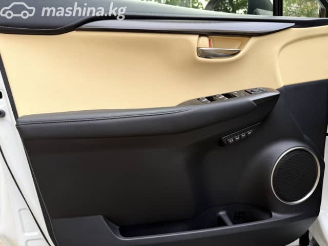 Lexus NX I Рестайлинг 300h 2.5hyb CVT 4WD