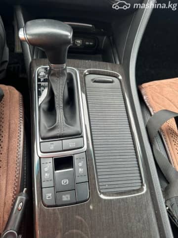 Kia K5 II 2.0 AT