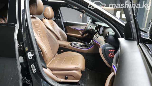 Mercedes-Benz E-Класс V (W213, S213, C238) Рестайлинг 250 2.0 AT