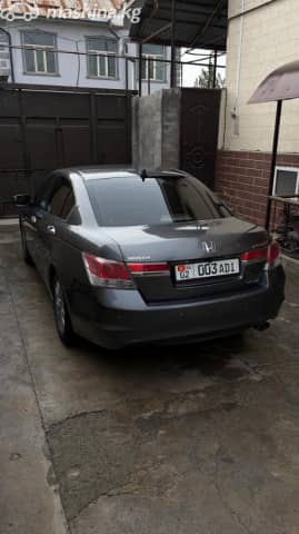 Honda Accord VIII Рестайлинг 2.4 AT