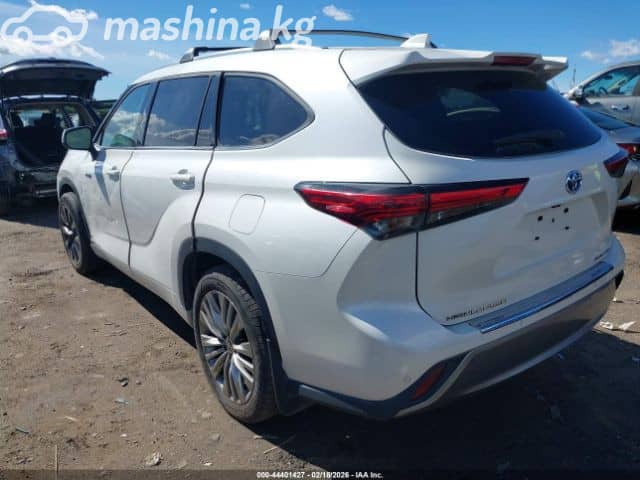 Toyota Highlander IV (U70) 2.5hyb AT 4WD