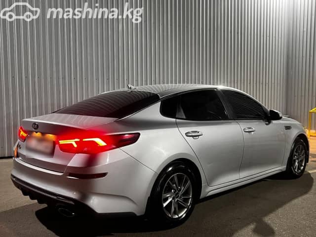 Kia K5 II 2.0 AT
