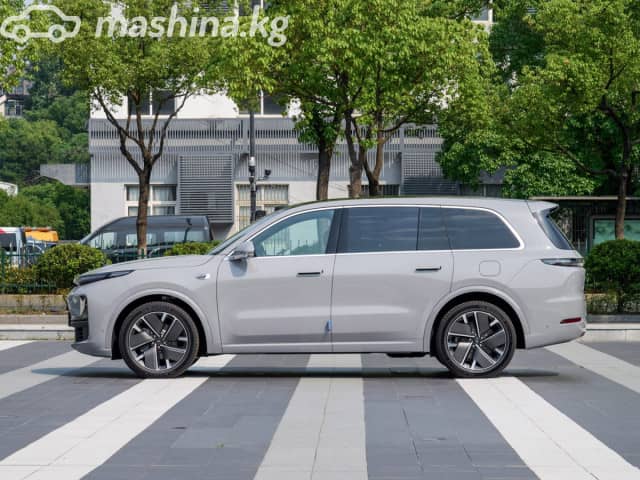 LiXiang L9 Рестайлинг 1.5hyb AT 4WD