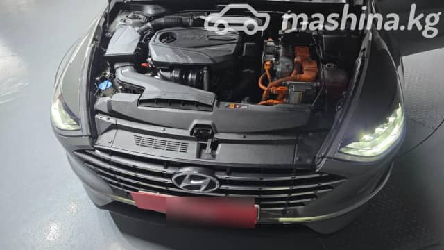 Hyundai Sonata VIII (DN8) 2.0hyb AT