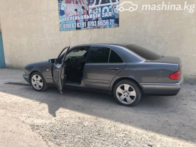 Mercedes-Benz E-Класс II (W210, S210) 230 2.3 AT