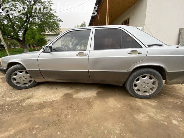 Mercedes-Benz W124 320 3.2 MT 4WD