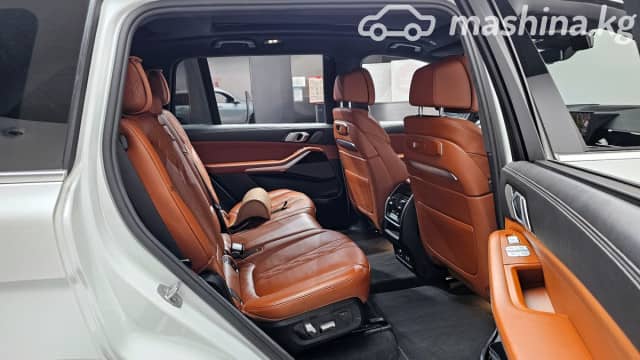 BMW X7 I (G07) Рестайлинг 40i 3.0 AT 4WD