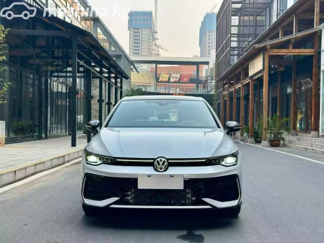 Volkswagen Golf VIII Рестайлинг 1.5 AMT