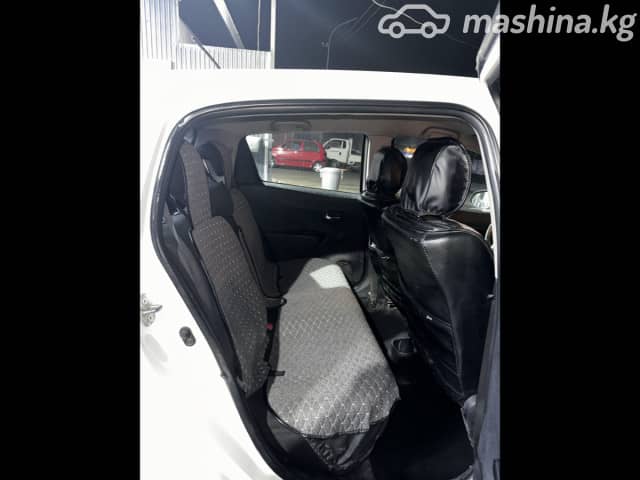 Toyota Yaris III 1.3 MT