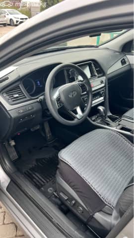 Hyundai Sonata VIII (DN8) LPi 2.0 AT