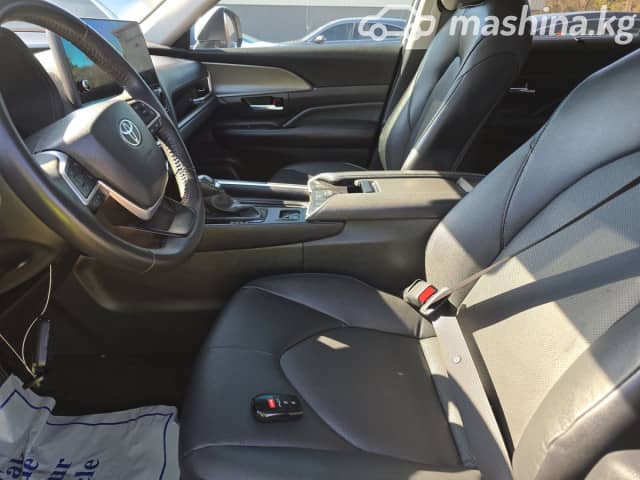 Toyota Grand Highlander 2.4 AT