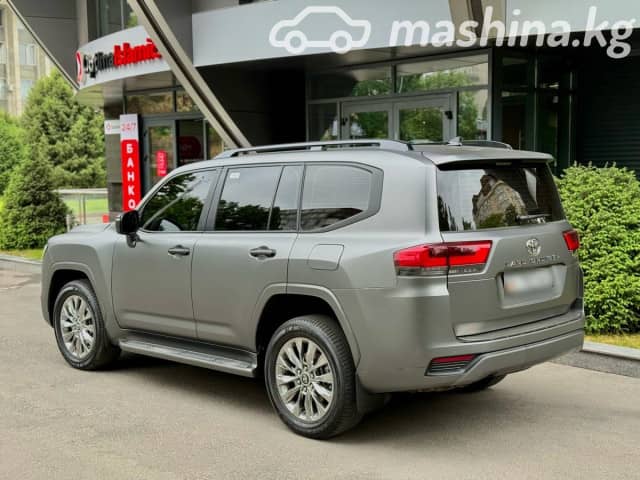 Toyota Land Cruiser 300 Series