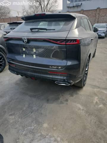 Changan UNI-Z 1.5 AMT